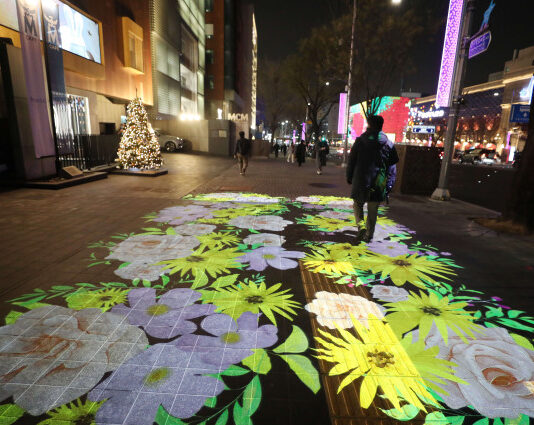 강남구, ‘청담동 빛의 거리’ 반짝반짝…밤산책 부르는 거리로 변신!