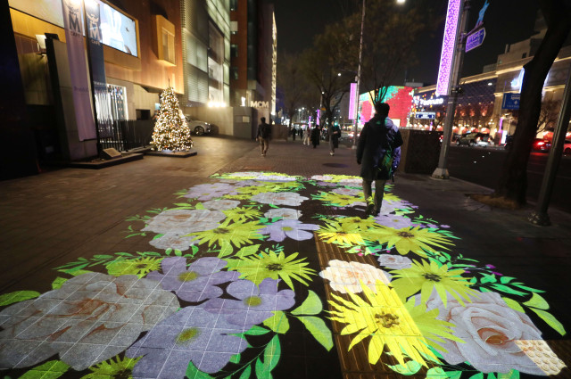 수정됨_(사진1) 251210 청담 빛의 거리_이미지 조명